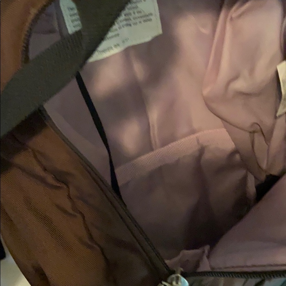 Backpack - Picture 3 of 6